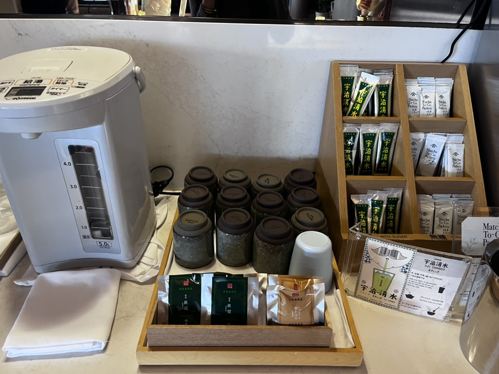 ウェスティン都ホテル京都クラブラウンジ　時間　メニュー　ブログ