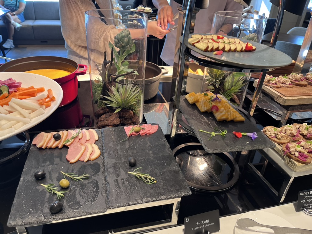 ヒルトン広島　エグゼクティブラウンジ　利用できる条件　服装