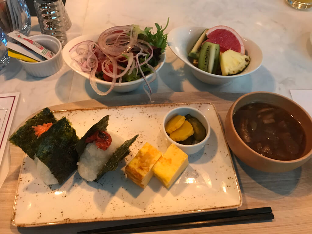 アロフト東京銀座　宿泊記　朝食　プラチナ特典　SPGアメックス　紹介