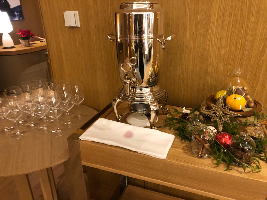 JWマリオット・ホテル奈良　宿泊記 ラウンジ　朝食　プール　フィットネスジム　子供添い寝　アクティビティ　駐車場料金　SPGアメックス　紹介　プラチナ特典