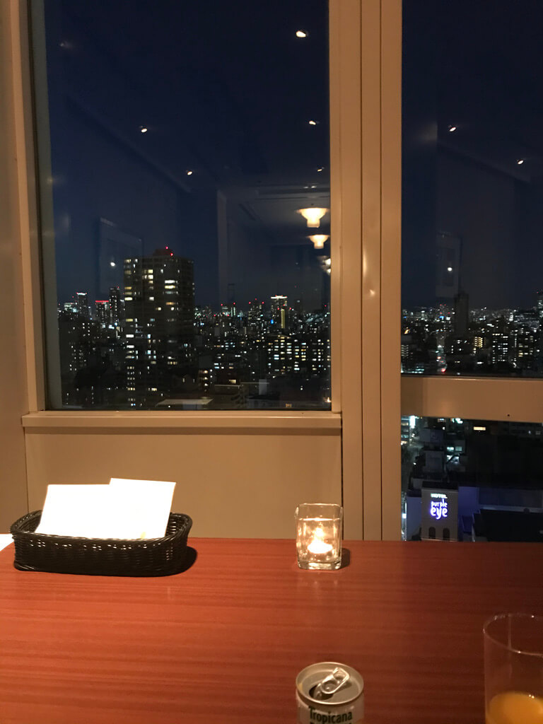 シェラトン都ホテル大阪　宿泊記　朝食　ラウンジ　プレミアムフロアデラックスツイン　