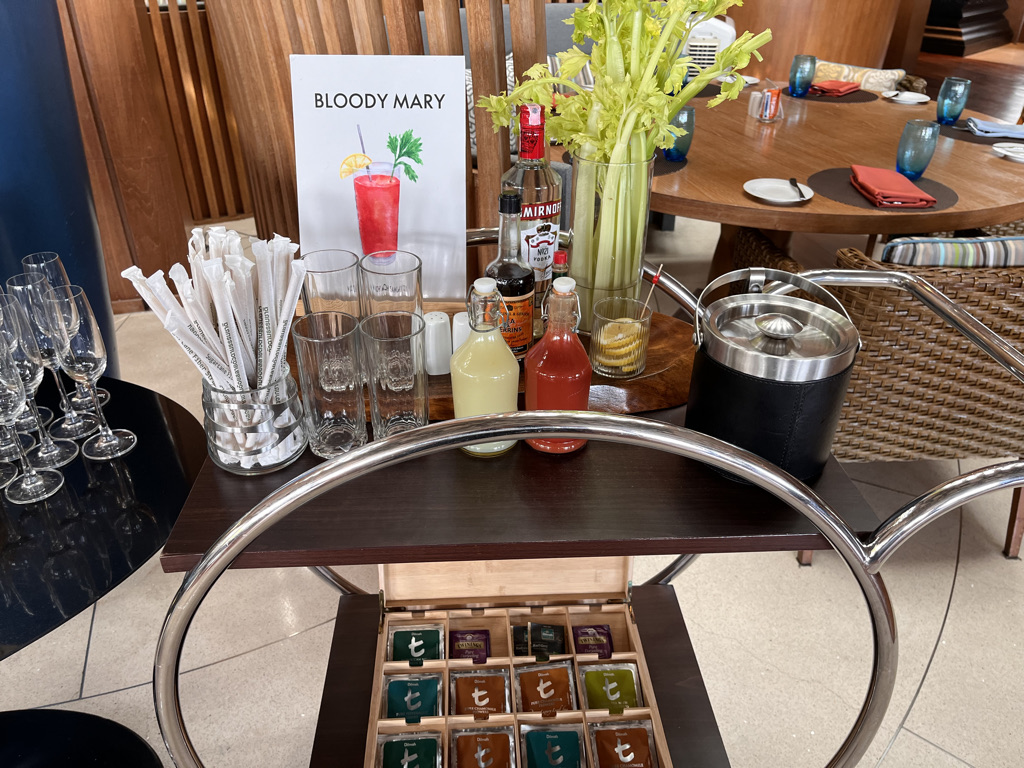 wコーサムイ　朝食　プラチナ特典