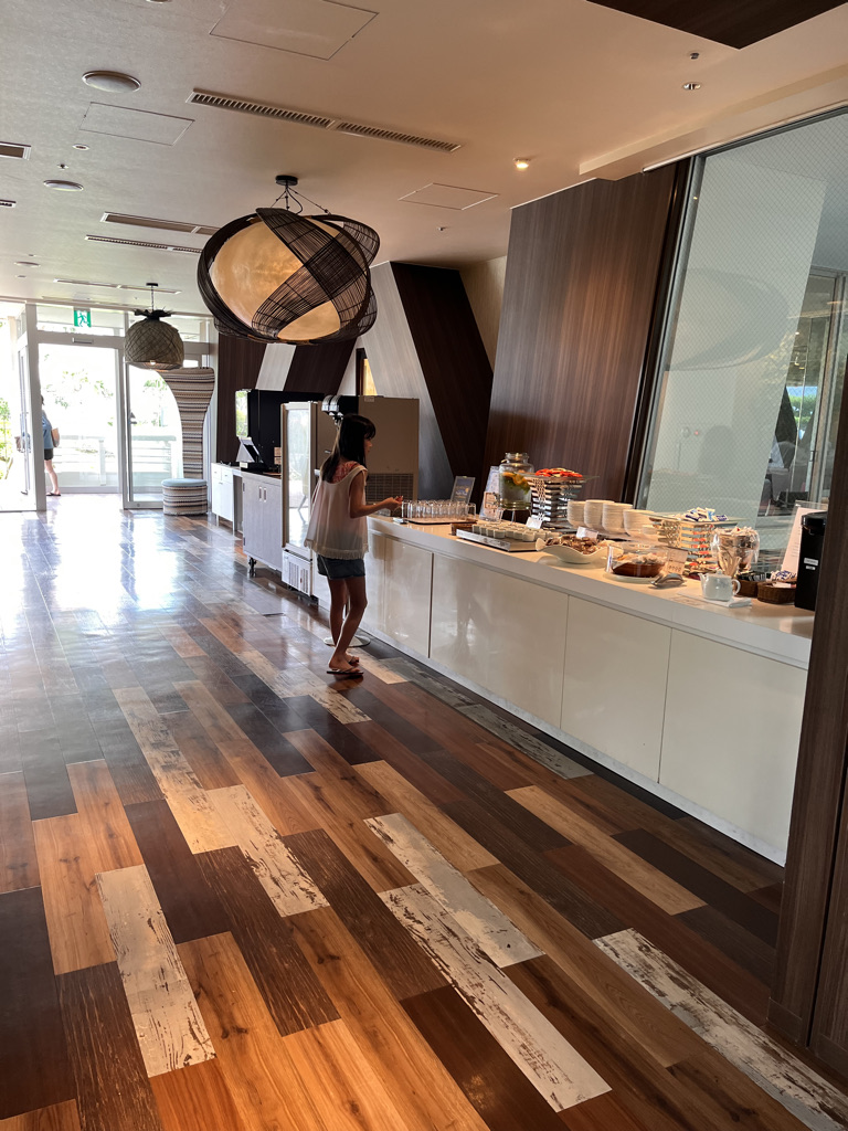 シェラトン沖縄サンマリーナリゾート　朝食　ビュッフェ　レストラン　クラブラウンジ　ブログ