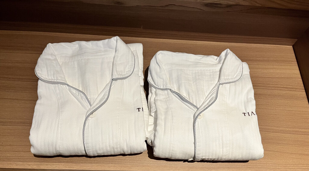 TIAD ティアド　宿泊記　プール　ラウンジ　部屋　ブログ　プラチナ特典