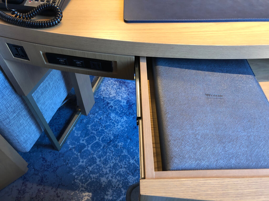 ウェスティン都ホテル京都　宿泊記　ラグジュアリースイート　子連れ旅　子供添い寝　クラブラウンジ　プール　ジム　spgアメックス紹介　プラチナ特典