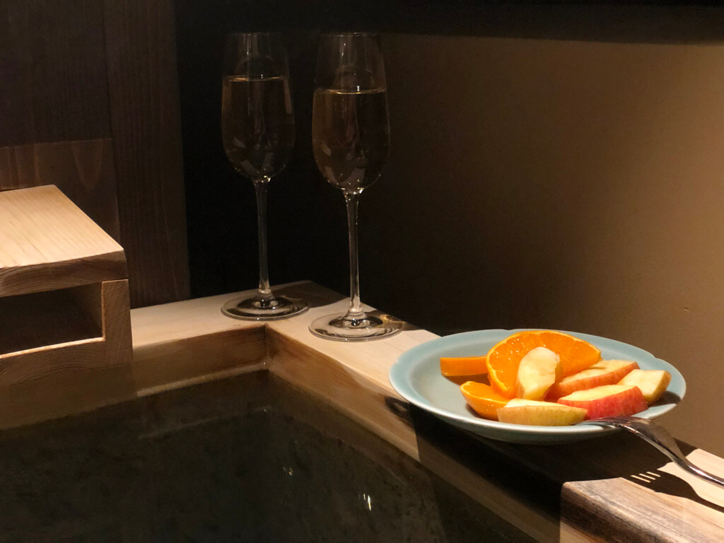 翠嵐ラグジュアリーコレクションホテル京都　記念日　宿泊記　ブログ　駐車場　朝食　プラチナ特典　人力車　シャンパンディライト　嵐山温泉　SPGアメックス　紹介