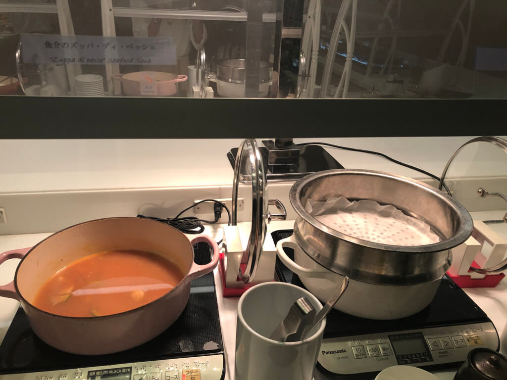 大阪マリオット都ホテル　ブログ　ジュニアスイート　子供添い寝無料　宿泊記　連休　格安　朝食　ラウンジ　あべのハルカス　プラチナ特典　　駐車場　マリオットボンヴォイアメックス紹介