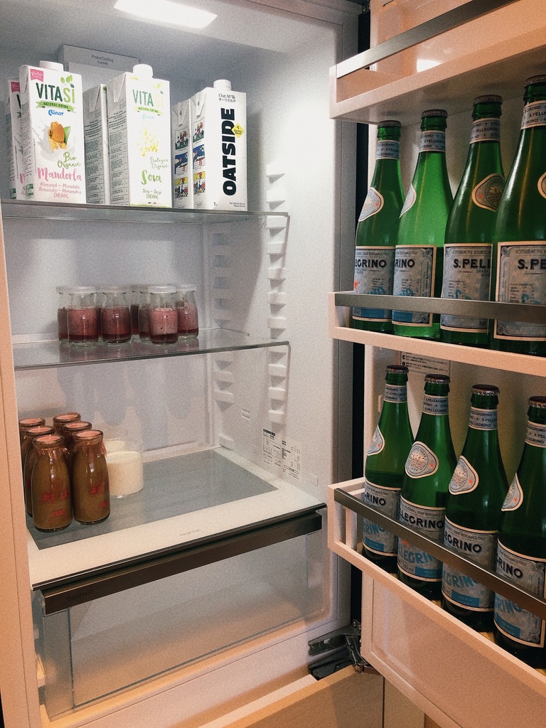 リッツカールトン福岡　クラブラウンジ　朝食　料金　アフタヌーンティ