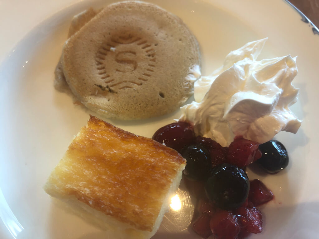 宮崎シェラトン　シーガイア　シェラトン・グランデ・オーシャンリゾート　子連れ　宿泊記　ブログ　激安　無料　宿泊　朝食　ラウンジ　プール　花火　子供添い寝　SPGアメックス　紹介　プラチナ特典　クラブラウンジ