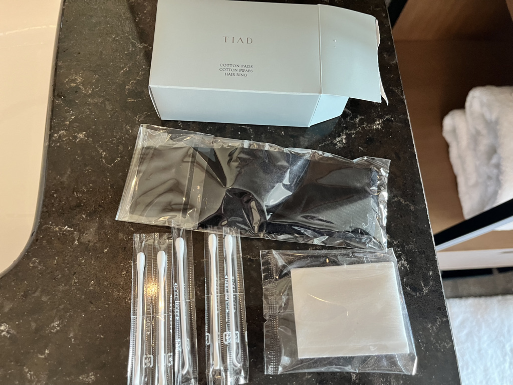 TIAD ティアド　宿泊記　プール　ラウンジ　部屋　ブログ　プラチナ特典