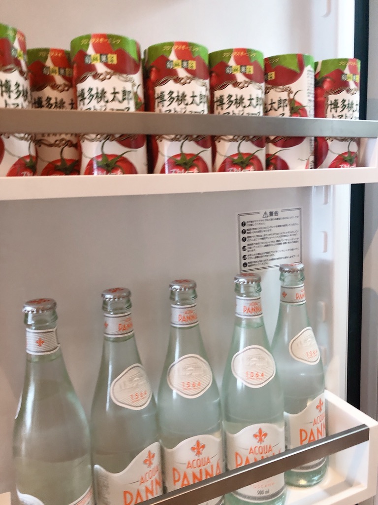 リッツカールトン福岡　クラブラウンジ　朝食　料金　アフタヌーンティ