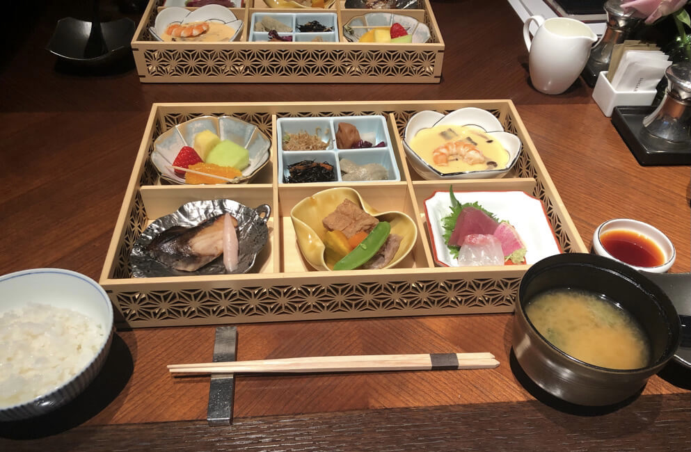 リッツカールトン京都　ブログ　ガーデンテラススイート　マリオットボンヴォイアメックス紹介　プラチナ特典　朝食　プール　アクティビティ　子供添い寝　アメニティ　ジム　駐車場　アクセス