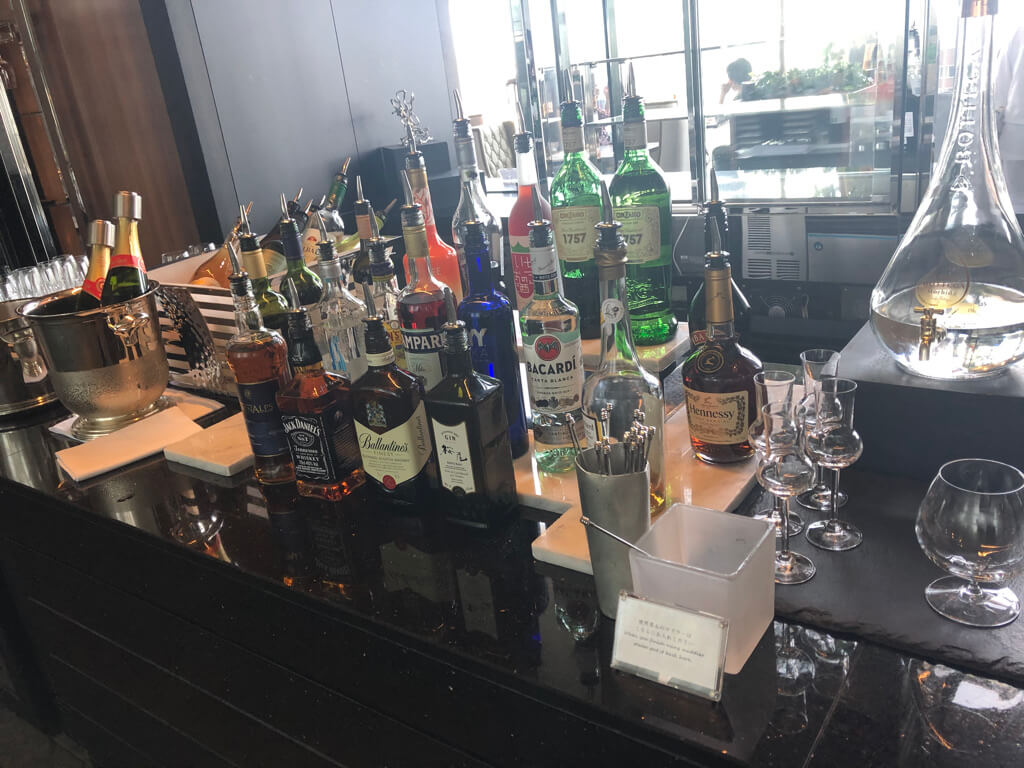 名古屋マリオットアソシアホテルデラックス　スイート　宿泊記　朝食　コンシェルジュ　ラウンジ　　フィットネスジム　プール　spgアメックス　紹介　プラチナ特典