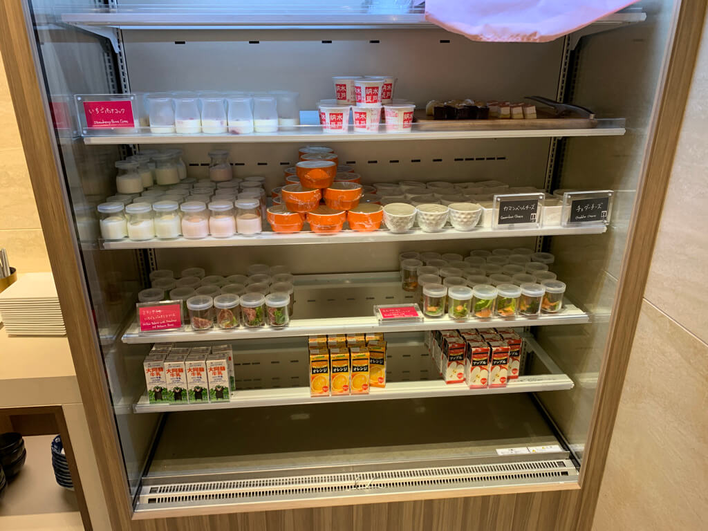 コートヤード・バイ・マリオット大阪本町　宿泊記　朝食　ハッピーアワー　カクテルタイム　アップグレード　プラチナ特典　エコキャンペーン　SPGアメックス　紹介