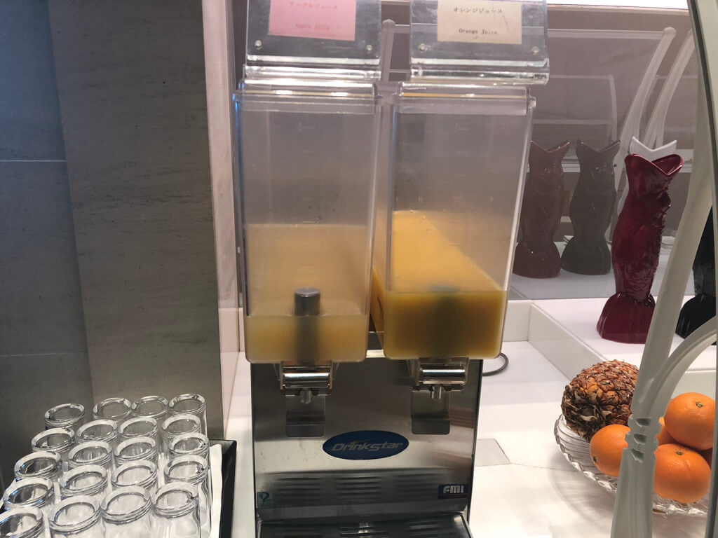 大阪マリオット都ホテル　ブログ　ジュニアスイート　子供添い寝無料　宿泊記　連休　格安　朝食　ラウンジ　あべのハルカス　プラチナ特典　　駐車場　マリオットボンヴォイアメックス紹介