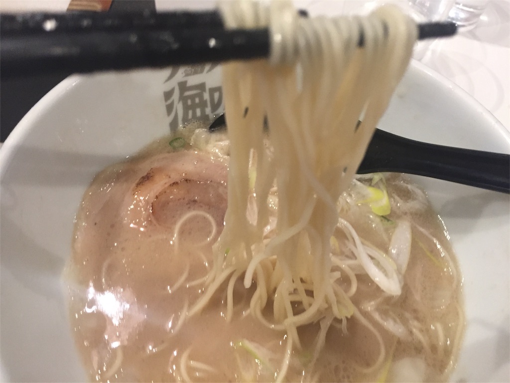 福岡空港 ラーメン滑走路 海鳴（うなり）