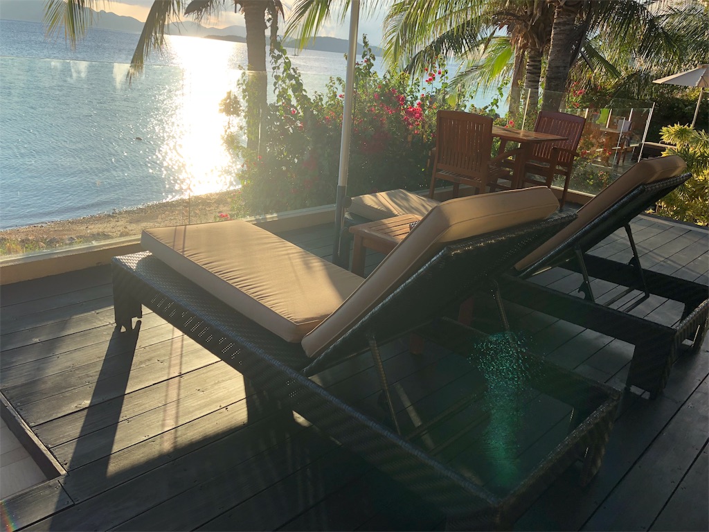 【完全なるプライベートホテル】Two Seasons Coron Island Resort&Spa(ツーシーズンズ コロンアイランド リゾート&スパ)部屋紹介②ジャグジー付きのIsland Tip Bungalow 21 Two Seasons Coron Island Resort&Spa(ツーシーズン コロンアイランド リゾート&スパ)部屋紹介 Island Tip Bungalow アイランドチップバンガロー