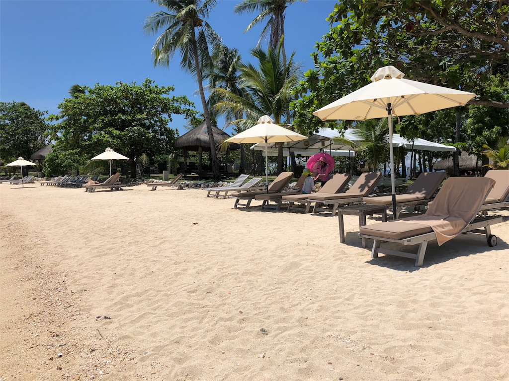 Two Seasons Coron Island Resort&Spa（ツーシーズンズ　コロンアイランド　リゾート＆スパ）内の施設　プール