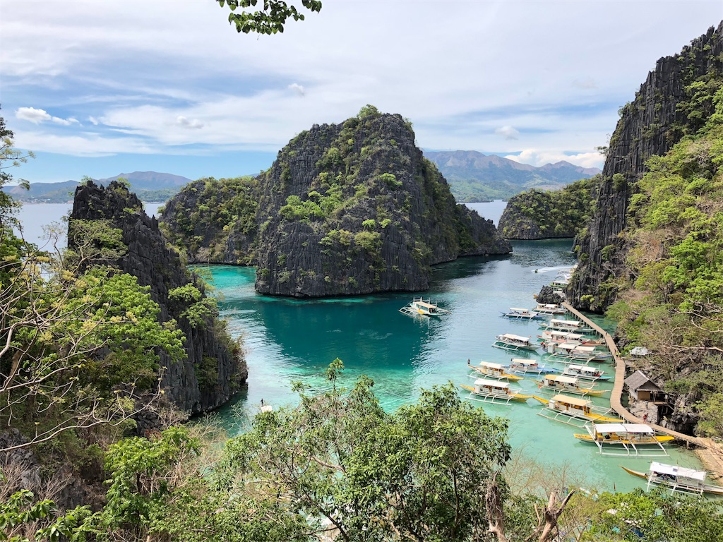 フィリピンの秘境コロン島のアイランドホッピング体験談