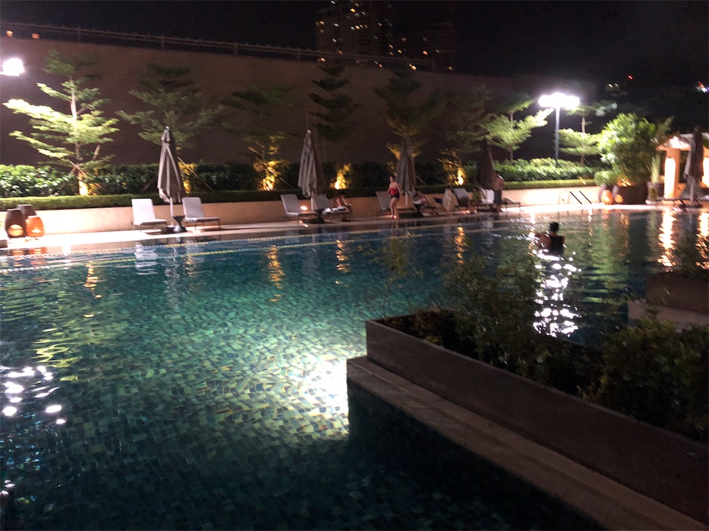 マニラの空港に近いラグジュアリーホテルはどこがいい?ここがナンバー1だった! 40 Makati Shangri-la Hotel Manila マカティシャングリラホテルマニラ