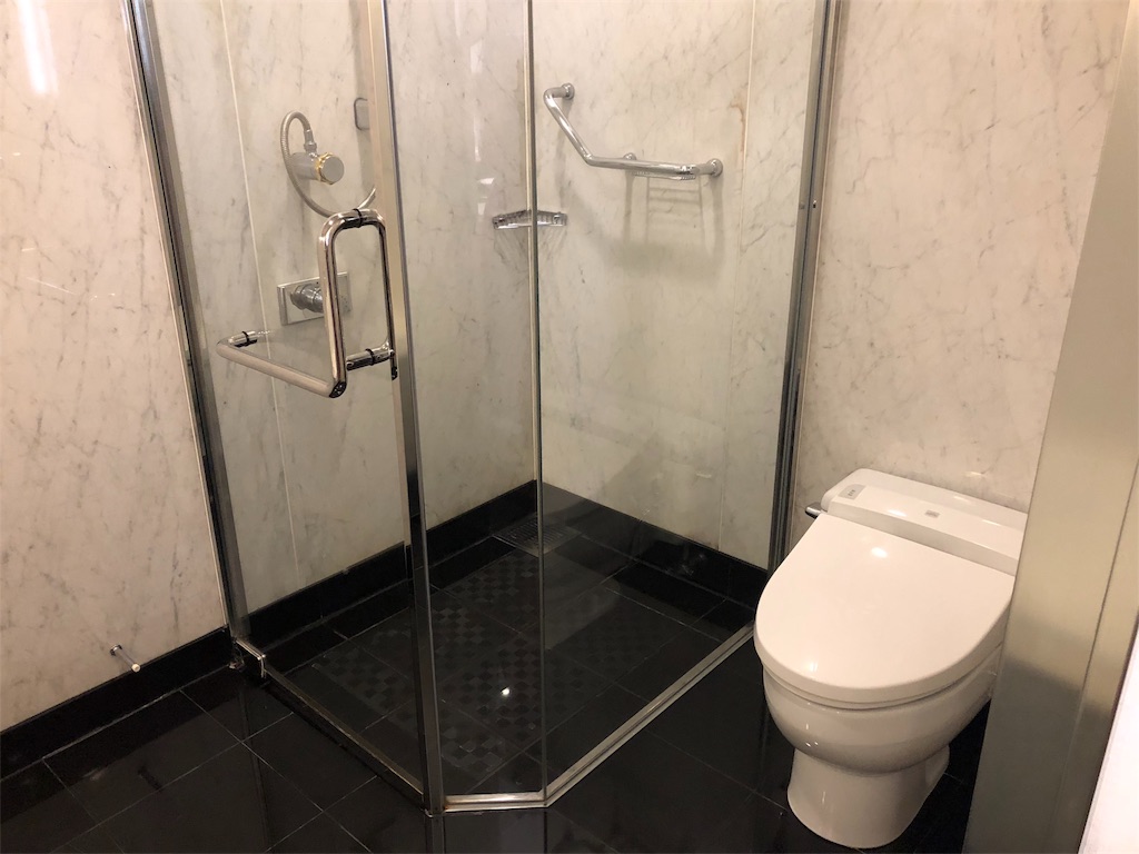 ウェスティンホテル大阪　エグゼクティブルーム宿泊　spg amex　特典