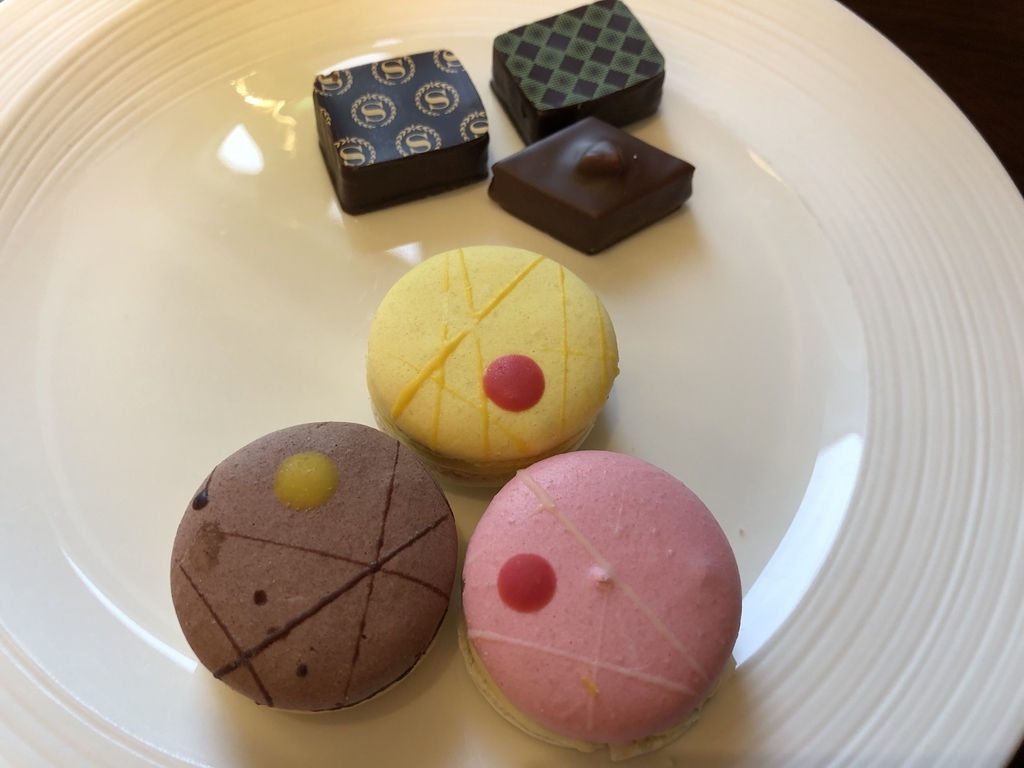 横浜ベイシェラトンホテル＆タワーズ　ラグジュアリーフロアー宿泊記　SPGアメックス　特典