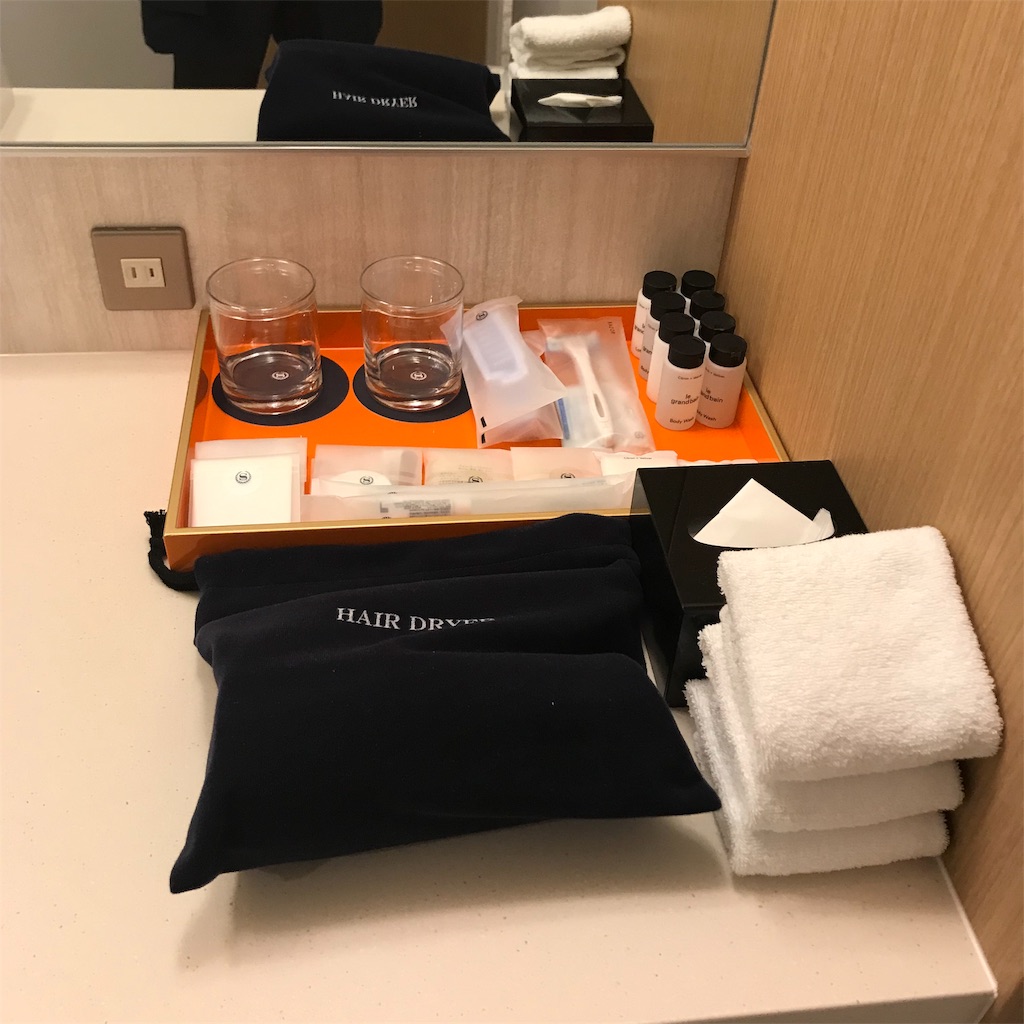 【シェラトン都ホテル大阪】改装されて綺麗になったプレミアムフロアデラックスツインに宿泊☆SPGアメックス特典を堪能してきました〜! 16 シェラトン都ホテル大阪 改装 プレミアムフロアデラックスツイン 宿泊記 SPGアメックス 特典