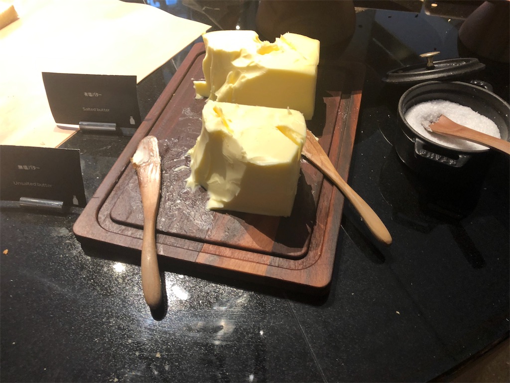 ヒルトン名古屋 ヒルトンルーム 宿泊記 改装　朝食　プール　子供利用　口コミ　レビュー