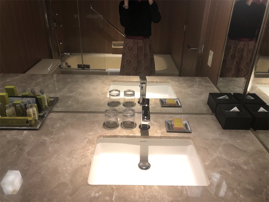 ヒルトン名古屋 ヒルトンルーム 宿泊記 改装　朝食　プール　子供利用　口コミ　レビュー