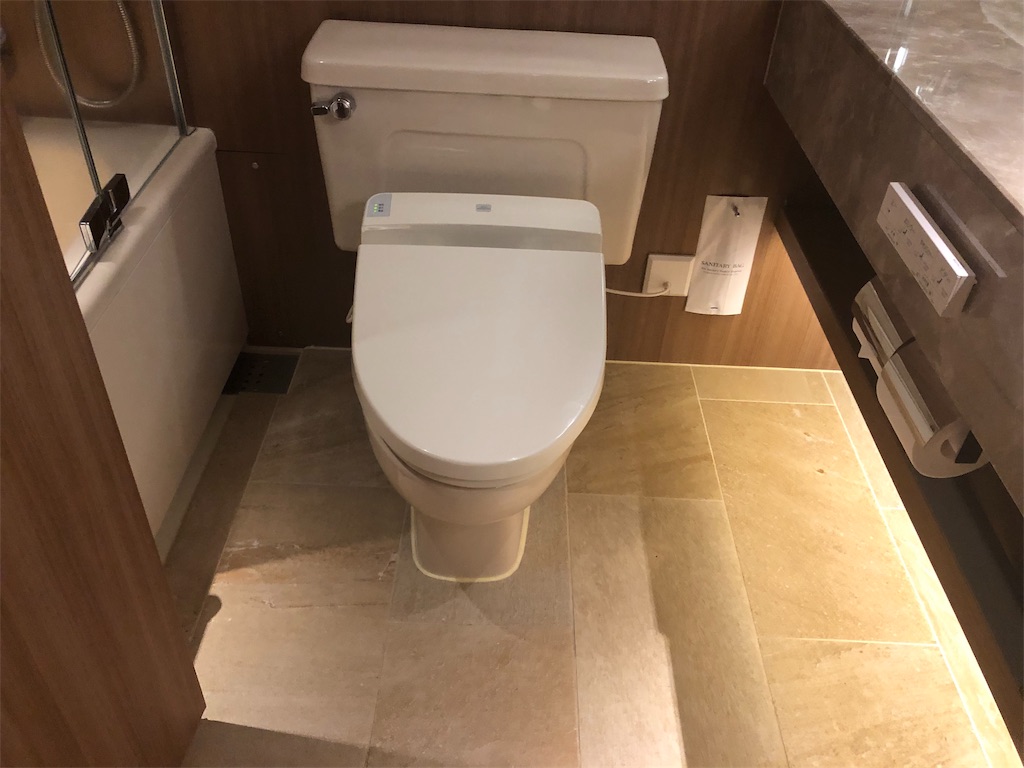 ヒルトン名古屋 ヒルトンルーム 宿泊記 改装　朝食　プール　子供利用　口コミ　レビュー