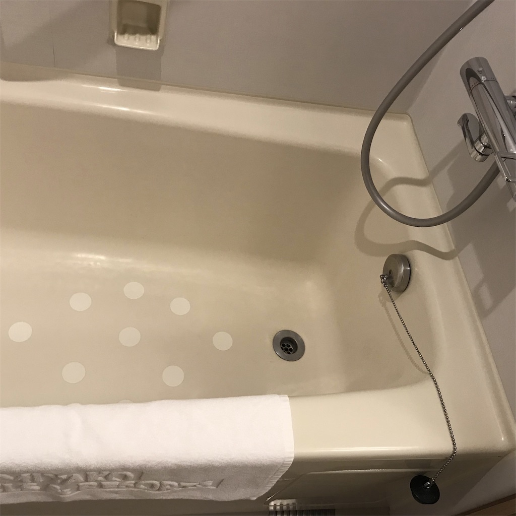 【シェラトン都ホテル大阪】改装されて綺麗になったプレミアムフロアデラックスツインに宿泊☆SPGアメックス特典を堪能してきました〜! 13 シェラトン都ホテル大阪 改装 プレミアムフロアデラックスツイン 宿泊記 SPGアメックス 特典