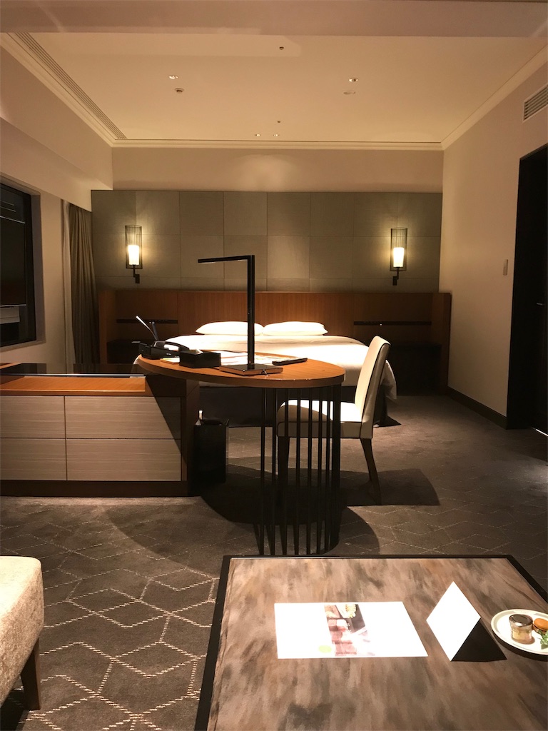 コートヤード・バイ・マリオット新大阪ステーション　ジュニアスイート　宿泊記　SPGアメックス　特典