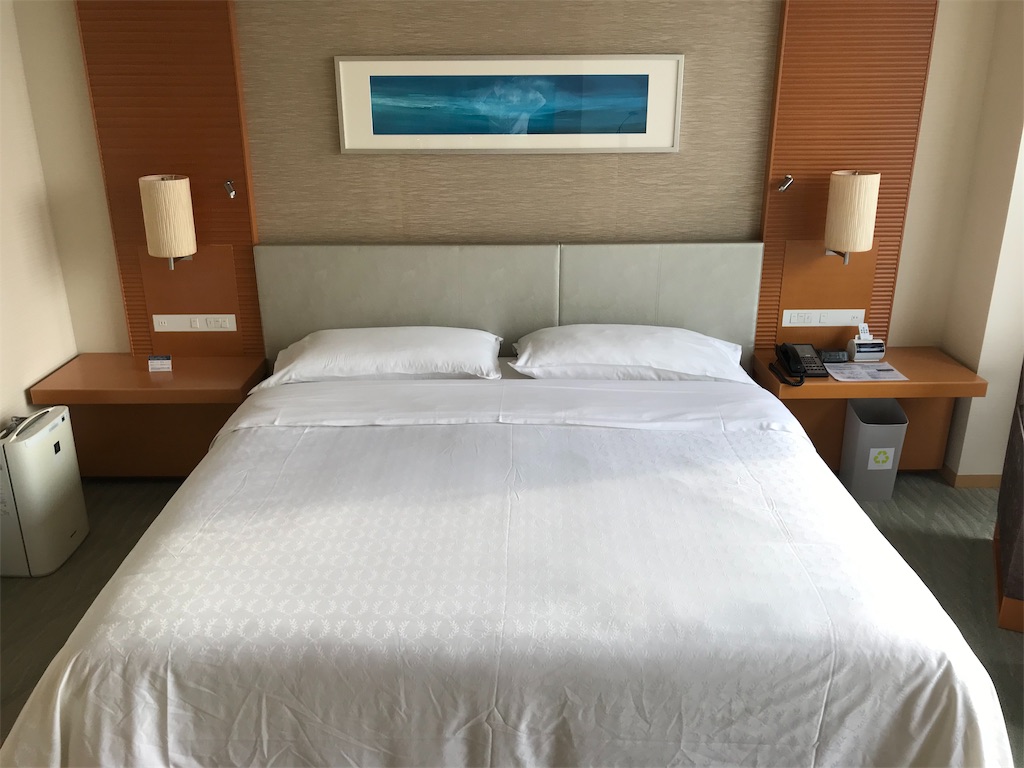 シェラトングランドホテル広島　クラブキングルーム　宿泊記　SPGアメックス　特典　比較　クラブキングルームとデラックスコーナーキングルームどっち