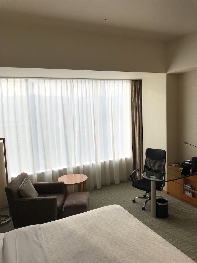 シェラトングランドホテル広島　クラブキングルーム　宿泊記　SPGアメックス　特典　比較　クラブキングルームとデラックスコーナーキングルームどっち