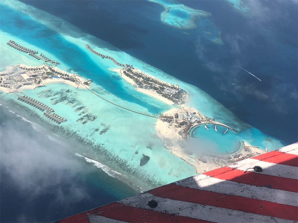 【セントレジス ・モルディブ・ヴォンムリ・リゾート宿泊記】ホテルまでの行き方☆水上飛行機の価格、出発時間、所要時間は? 38 セントレジス ・モルディブ・ヴォンムリ・リゾート 宿泊記 行き方 水上飛行機 価格 出発時間 所要時間 ラウンジ