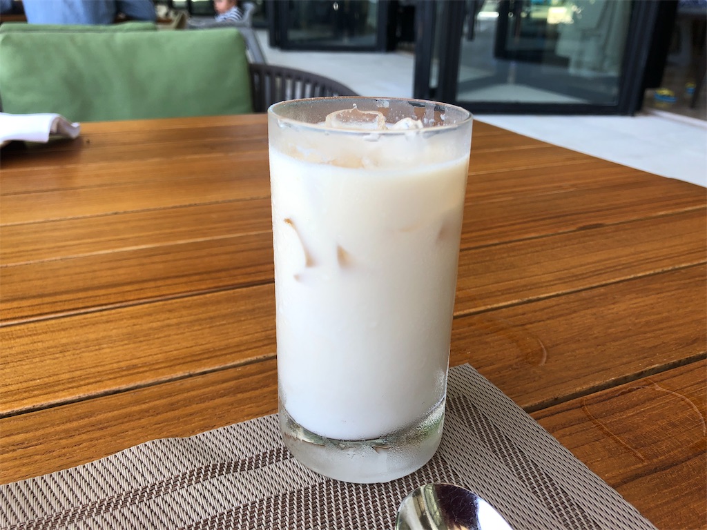 【セントレジス ・モルディブ・ヴォンムリ・リゾート】朝食メニューと感想☆良いサービスを受けたいのならココの席がいい! 14 セントレジス ・モルディブ・ヴォンムリ・リゾート 朝食 メニュー 口コミ 感想