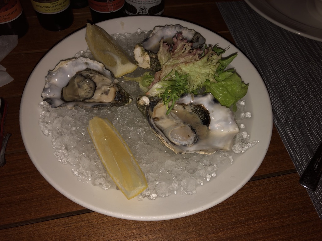 【セントレジス ・モルディブ・ヴォンムリ・リゾート】ディナーはどこのレストランがオススメ?禁断の〇〇〇を借りて大満足の夕食を食べれた! 11 セントレジス ・モルディブ・ヴォンムリ・リゾート ディナー 料金 レストラン オススメ メニュー