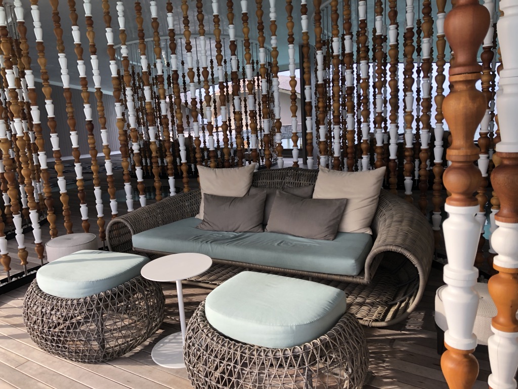 セントレジス ・モルディブ・ヴォンムリ・リゾート　ハイドロセラピープール　Hydrotherapy pool　イリディウムスパ　Iridium Spa　料金　感想　おすすめ　時間帯