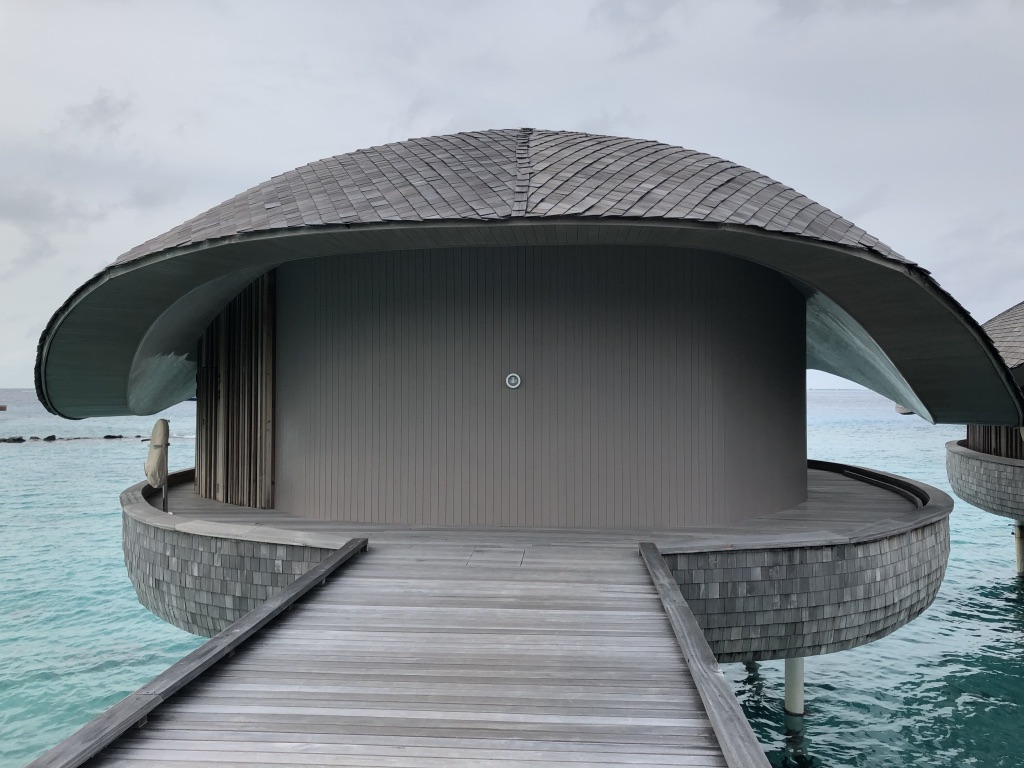 セントレジス ・モルディブ・ヴォンムリ・リゾート　ハイドロセラピープール　Hydrotherapy pool　イリディウムスパ　Iridium Spa　料金　感想　おすすめ　時間帯