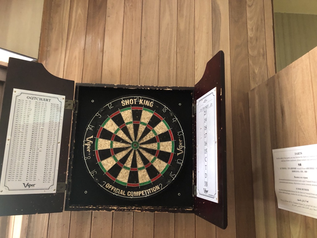 【セントレジス ・モルディブ・ヴォンムリ・リゾート】施設をご紹介。島のホテルって飽きない?いやいや、ホテル内は結構遊べる! 32 セントレジス ・モルディブ・ヴォンムリ・リゾート 施設 アクティビティ 無料 チルドレンアクティビティ children activities weekly wellness activities free