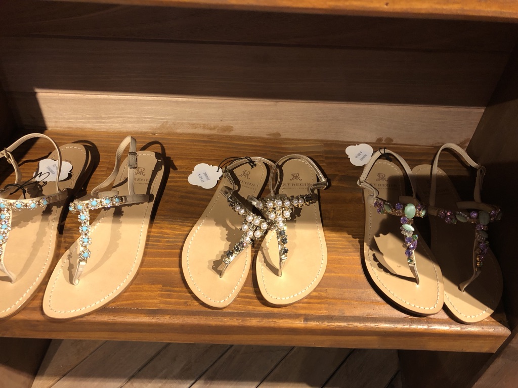 【セントレジス ・モルディブ・ヴォンムリ・リゾート】施設をご紹介。島のホテルって飽きない?いやいや、ホテル内は結構遊べる! 64 セントレジス ・モルディブ・ヴォンムリ・リゾート 施設 アクティビティ 無料 チルドレンアクティビティ children activities weekly wellness activities free