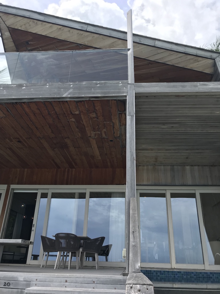 バトラーに聞いた!セントレジス・モルディブ・ヴォンムリ・リゾート 目的別、適した部屋とは? 25 セントレジス・モルディブ・ヴォンムリ・リゾート 部屋 子連れ どこがいい? シュノーケリング プライバシー