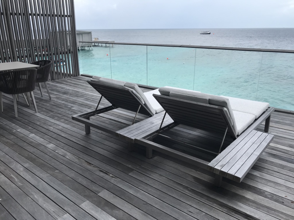 バトラーに聞いた!セントレジス・モルディブ・ヴォンムリ・リゾート 目的別、適した部屋とは? 52 セントレジス・モルディブ・ヴォンムリ・リゾート 部屋 子連れ どこがいい? シュノーケリング プライバシー