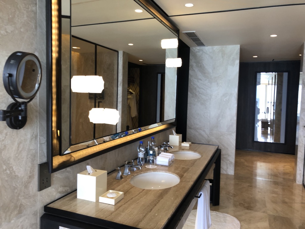 バトラーに聞いた!セントレジス・モルディブ・ヴォンムリ・リゾート 目的別、適した部屋とは? 36 セントレジス・モルディブ・ヴォンムリ・リゾート 部屋 子連れ どこがいい? シュノーケリング プライバシー