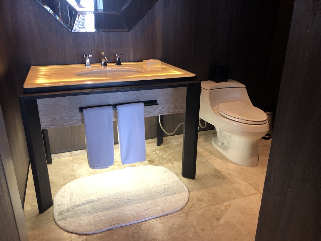 バトラーに聞いた!セントレジス・モルディブ・ヴォンムリ・リゾート 目的別、適した部屋とは? 49 セントレジス・モルディブ・ヴォンムリ・リゾート 部屋 子連れ どこがいい? シュノーケリング プライバシー