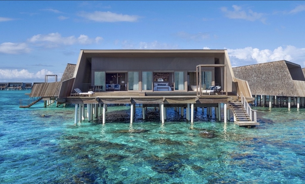 バトラーに聞いた!セントレジス・モルディブ・ヴォンムリ・リゾート 目的別、適した部屋とは? 5 セントレジス・モルディブ・ヴォンムリ・リゾート 部屋 子連れ どこがいい? シュノーケリング プライバシー