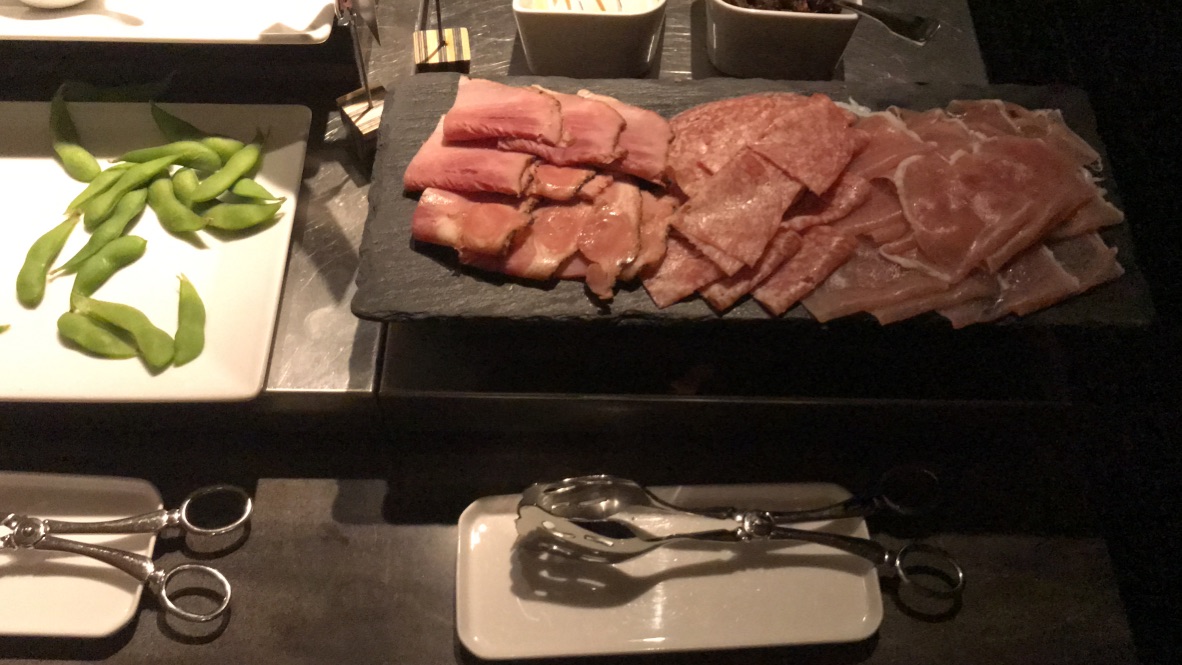 【コートヤード・バイ・マリオット新大阪ステーション】コートヤード・スイート宿泊記☆SPGアメックスの特典を堪能してきました! 33 コートヤード・バイ・マリオット新大阪ステーション コートヤードスイート 宿泊記 SPGアメックス 特典 Courtyard Suite