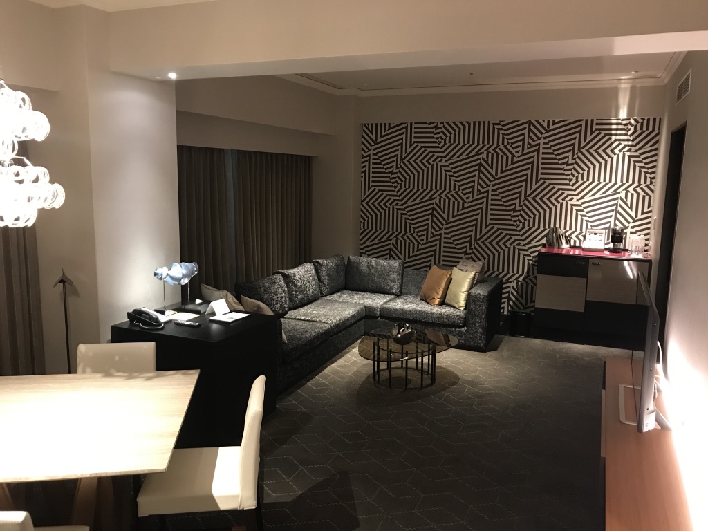 【コートヤード・バイ・マリオット新大阪ステーション】コートヤード・スイート宿泊記☆SPGアメックスの特典を堪能してきました! 8 コートヤード・バイ・マリオット新大阪ステーション コートヤードスイート 宿泊記 SPGアメックス 特典 Courtyard Suite