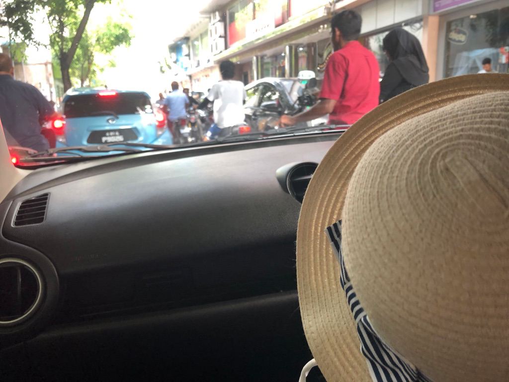 雨季のモルディブに行ってきました!注意点まとめ☆両替は?イスラム国でカップラーメンは持っていける?お酒は飲める?ホテル選びで注意する点など 3 雨季 モルディブ 注意点 両替 イスラム カップラーメンお酒 ホテル選び 注意点