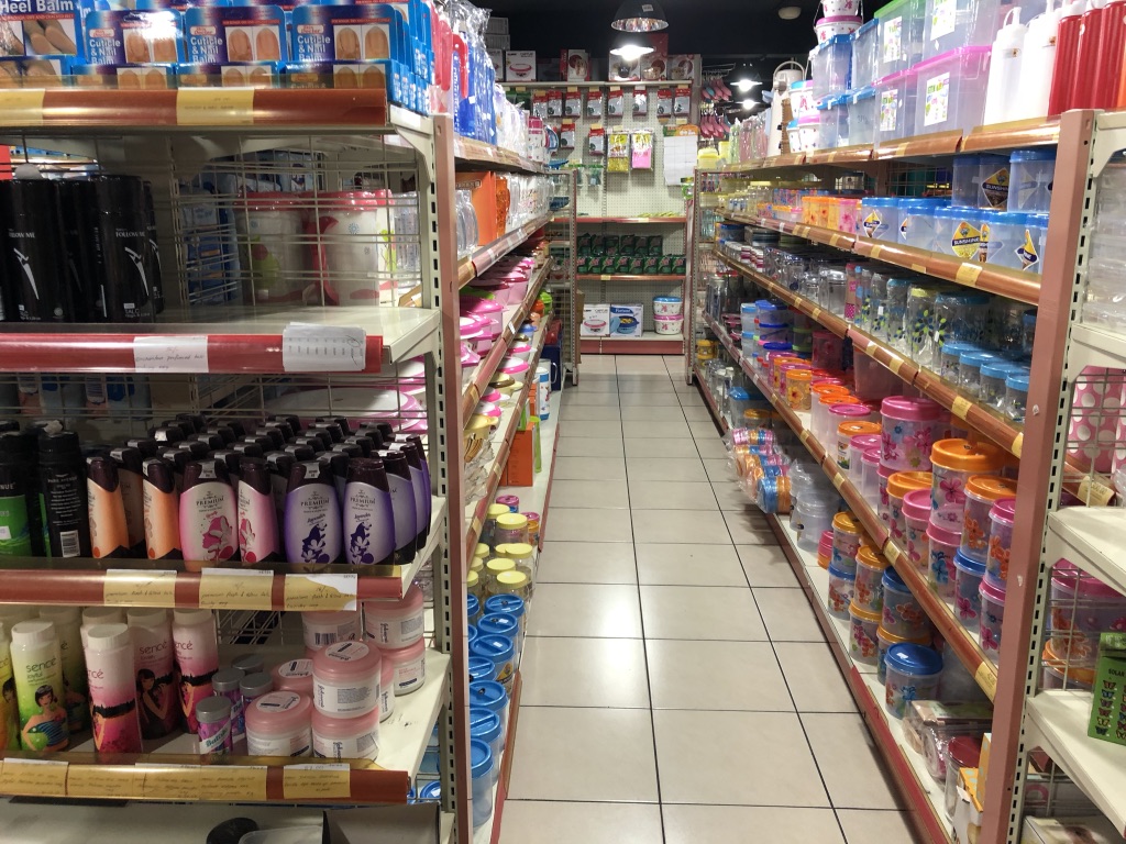 モルディブのバラマキ土産ならこれを買え!特産品が貧弱なモルディブでお得に買えるのは◯◯◯産だ! 23 モルディブ バラマキ 土産 おすすめ